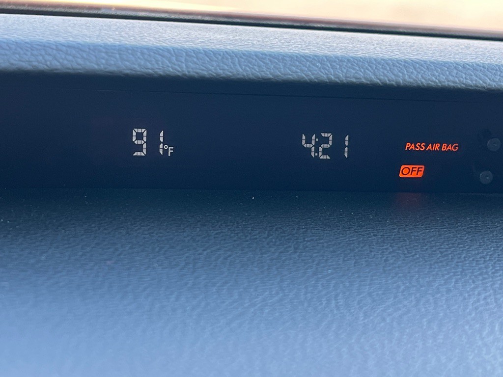 2012 Subaru Outback Image 28