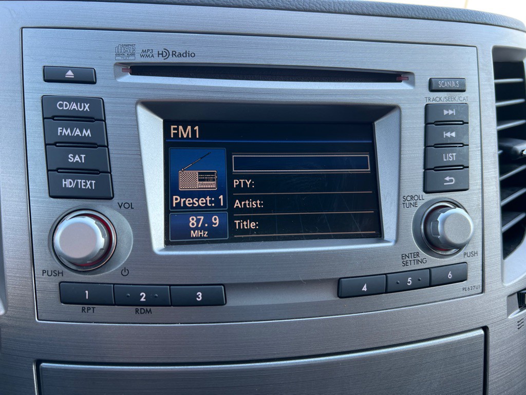 2012 Subaru Outback Image 29