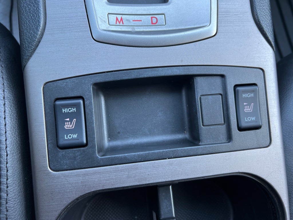 2012 Subaru Outback Image 31