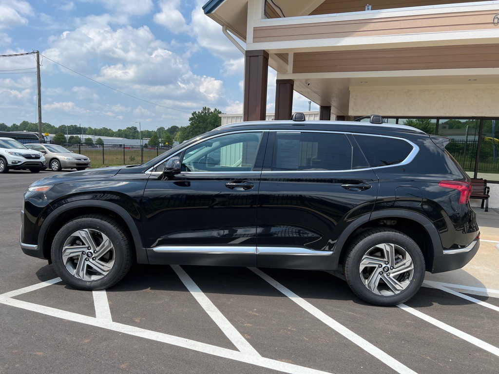 2021 Hyundai Santa Fe Image 3