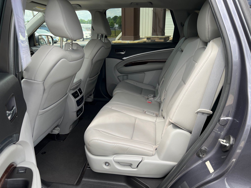 2017 Acura MDX Image 17