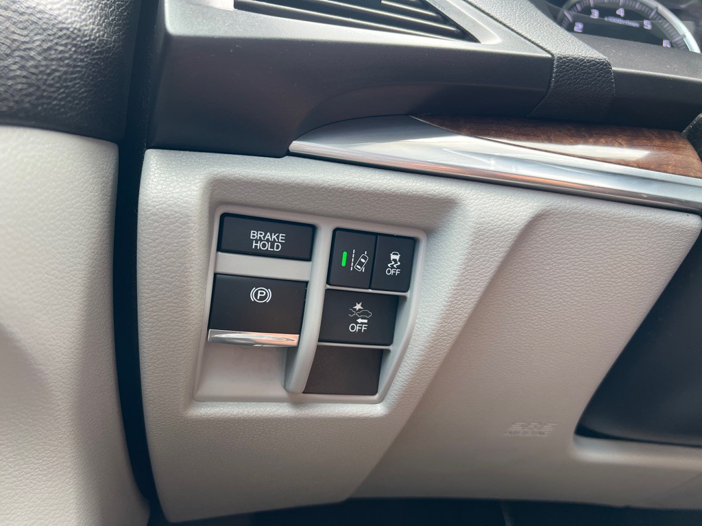 2017 Acura MDX Image 33