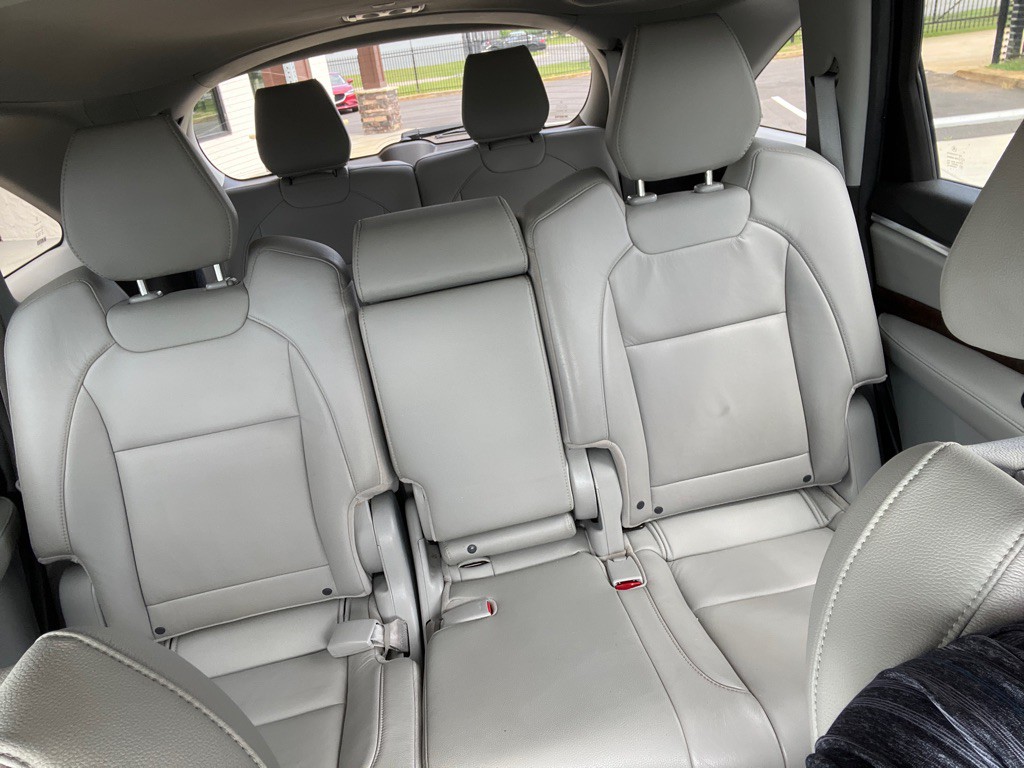 2017 Acura MDX Image 35