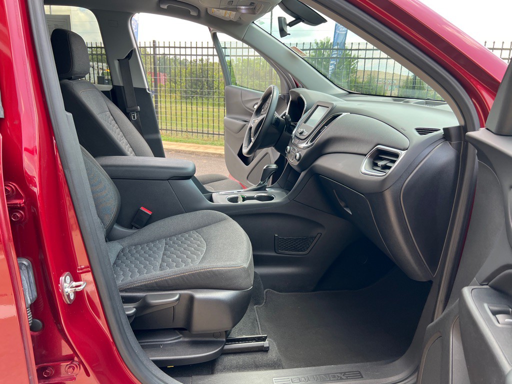 2018 Chevrolet Equinox Image 22