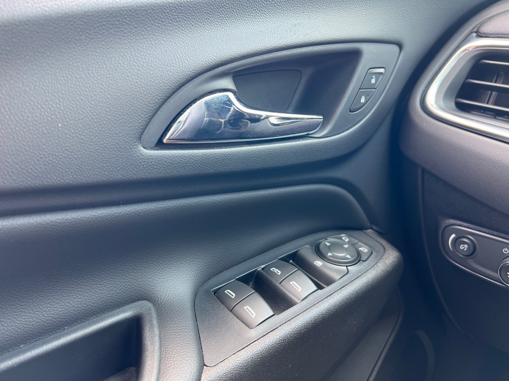 2018 Chevrolet Equinox Image 34