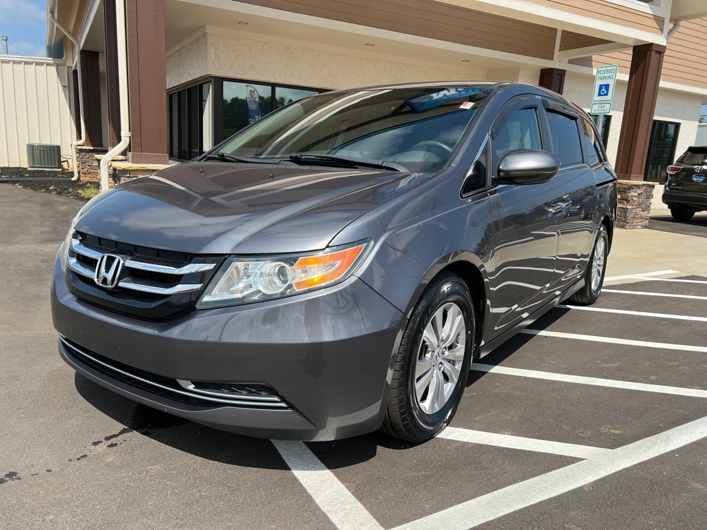 2017 Honda Odyssey Image 2