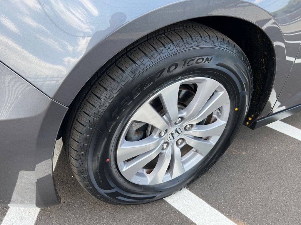 2017 Honda Odyssey Image 11