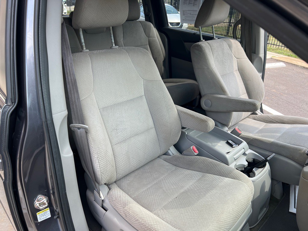2017 Honda Odyssey Image 21