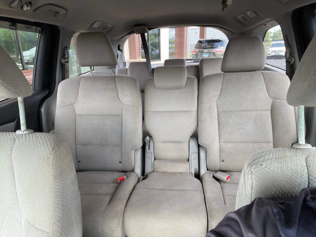 2017 Honda Odyssey Image 35