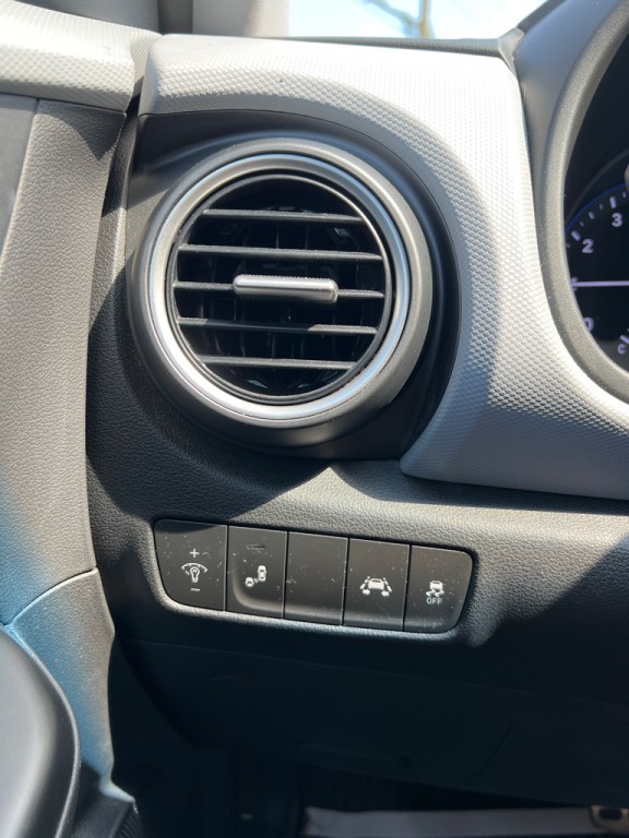 2021 Hyundai Kona Image 38