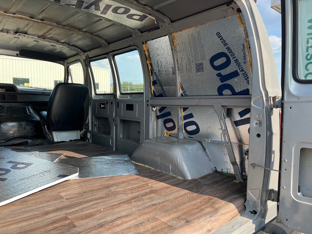 1986 Dodge Ram Van Image 14