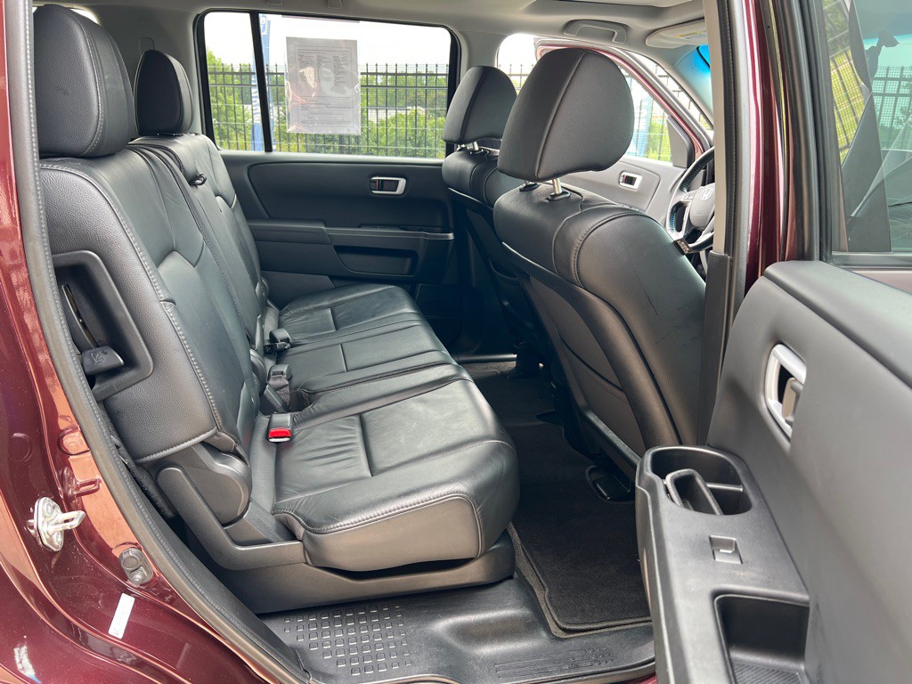 2015 Honda Pilot Image 25