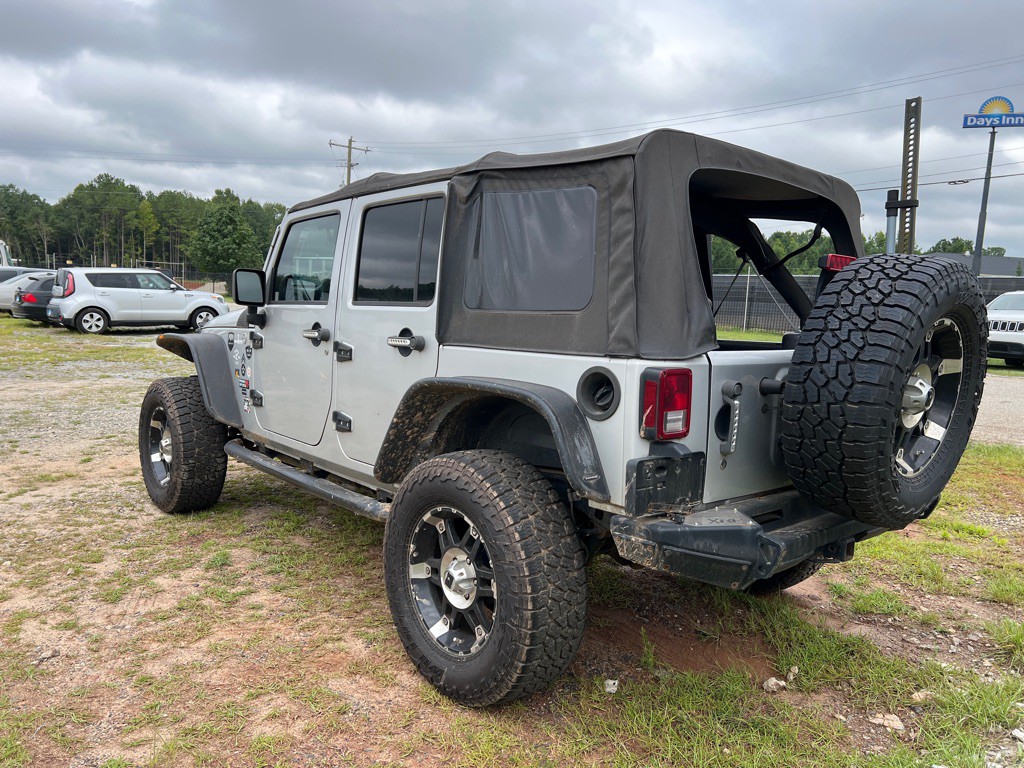 2010 Jeep Wrangler Unlimited Image 4