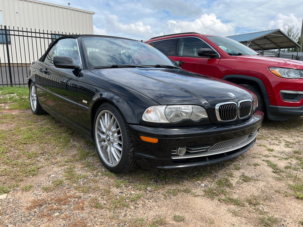 2002 BMW 3 Series Image 1