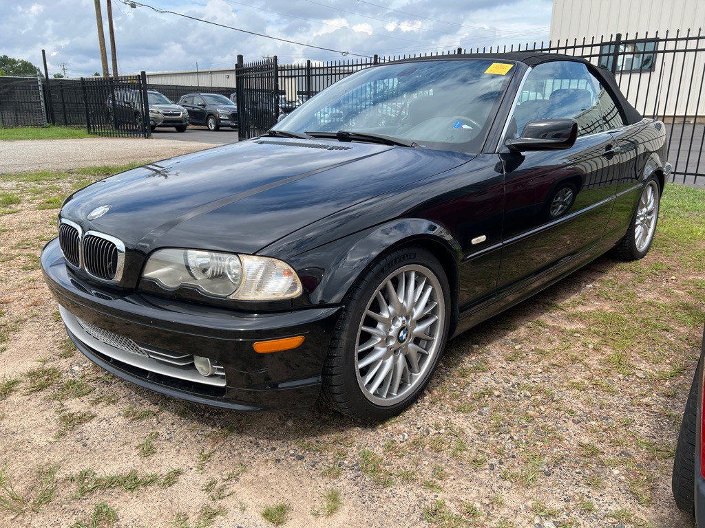 2002 BMW 3 Series Image 2