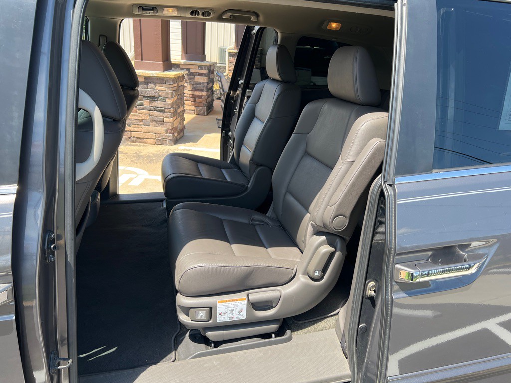 2014 Honda Odyssey Image 16
