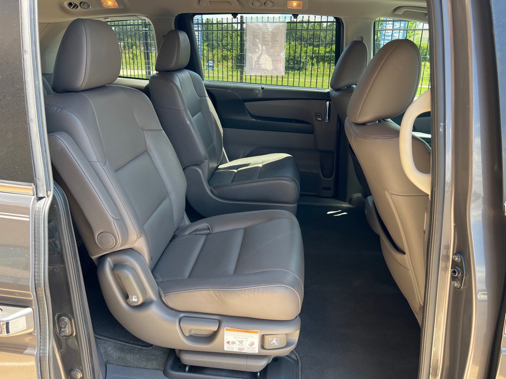 2014 Honda Odyssey Image 21