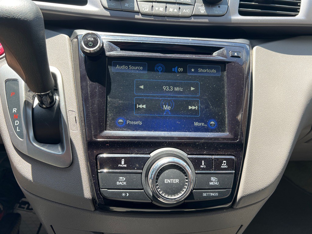 2014 Honda Odyssey Image 31