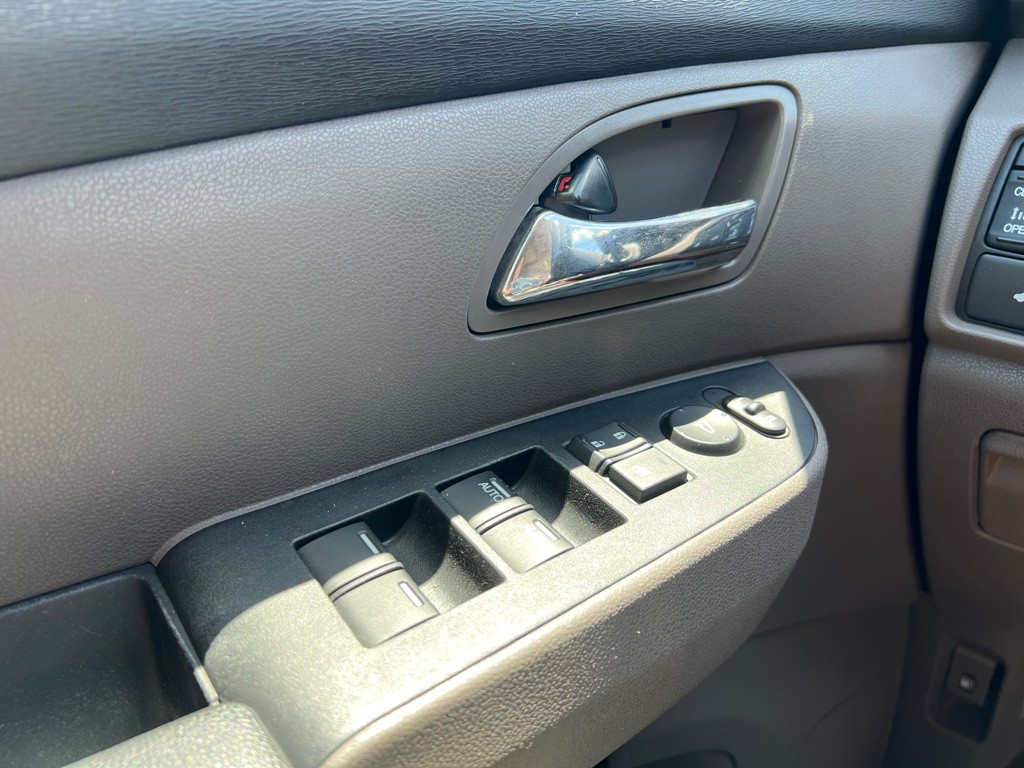 2014 Honda Odyssey Image 36