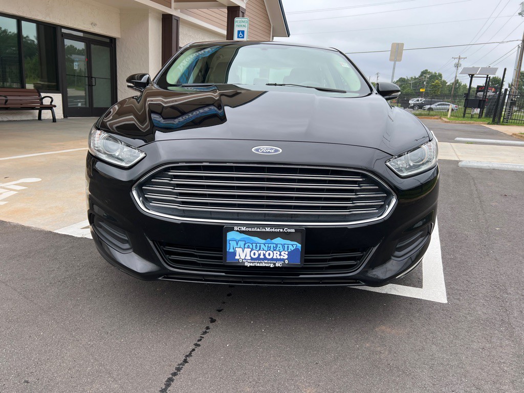 2016 Ford Fusion Image 10