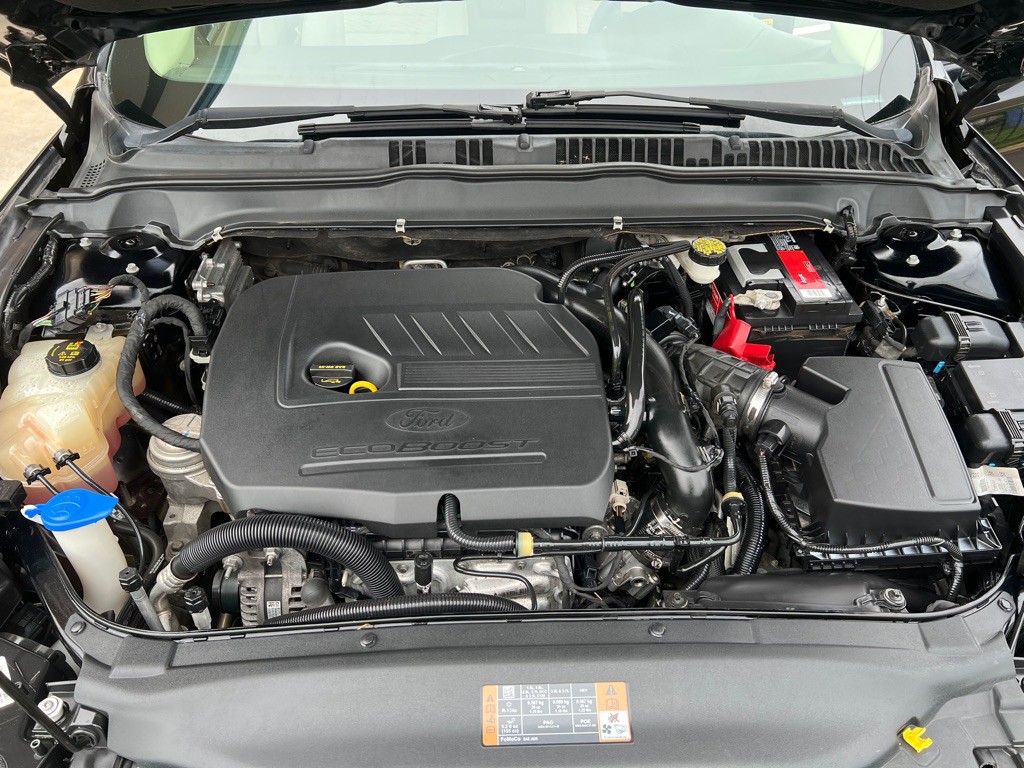 2016 Ford Fusion Image 14