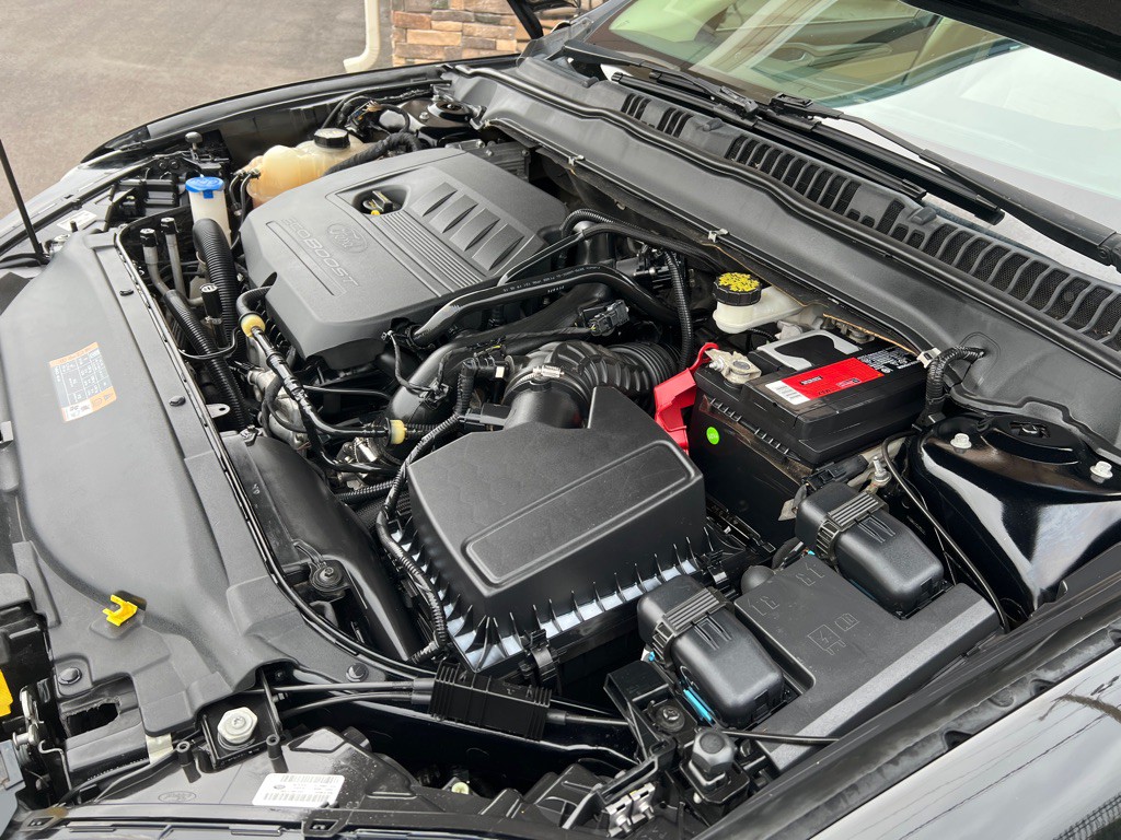 2016 Ford Fusion Image 16