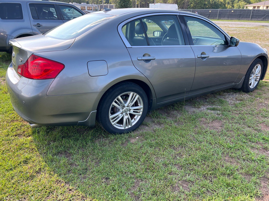 2010 INFINITI G37 Image 5