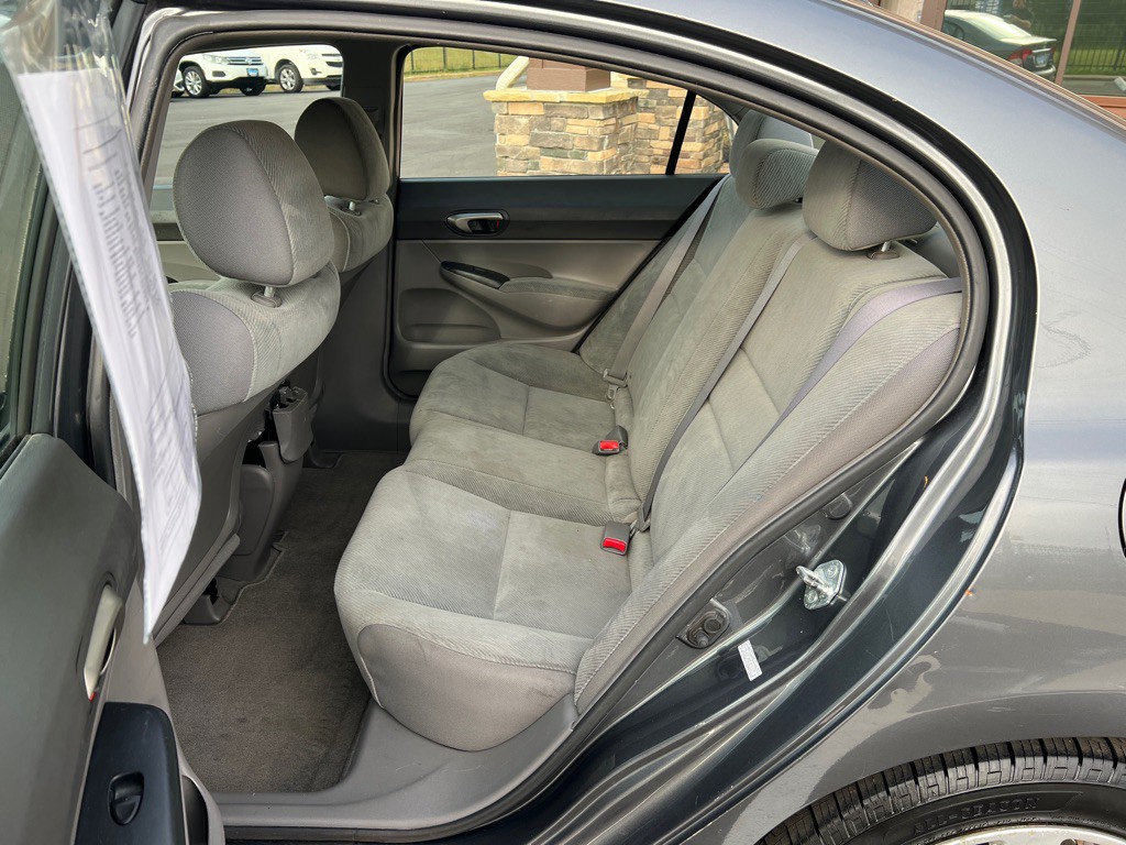 2011 Honda Civic Image 16