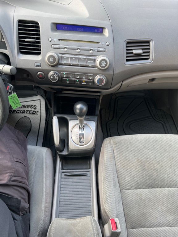 2011 Honda Civic Image 28
