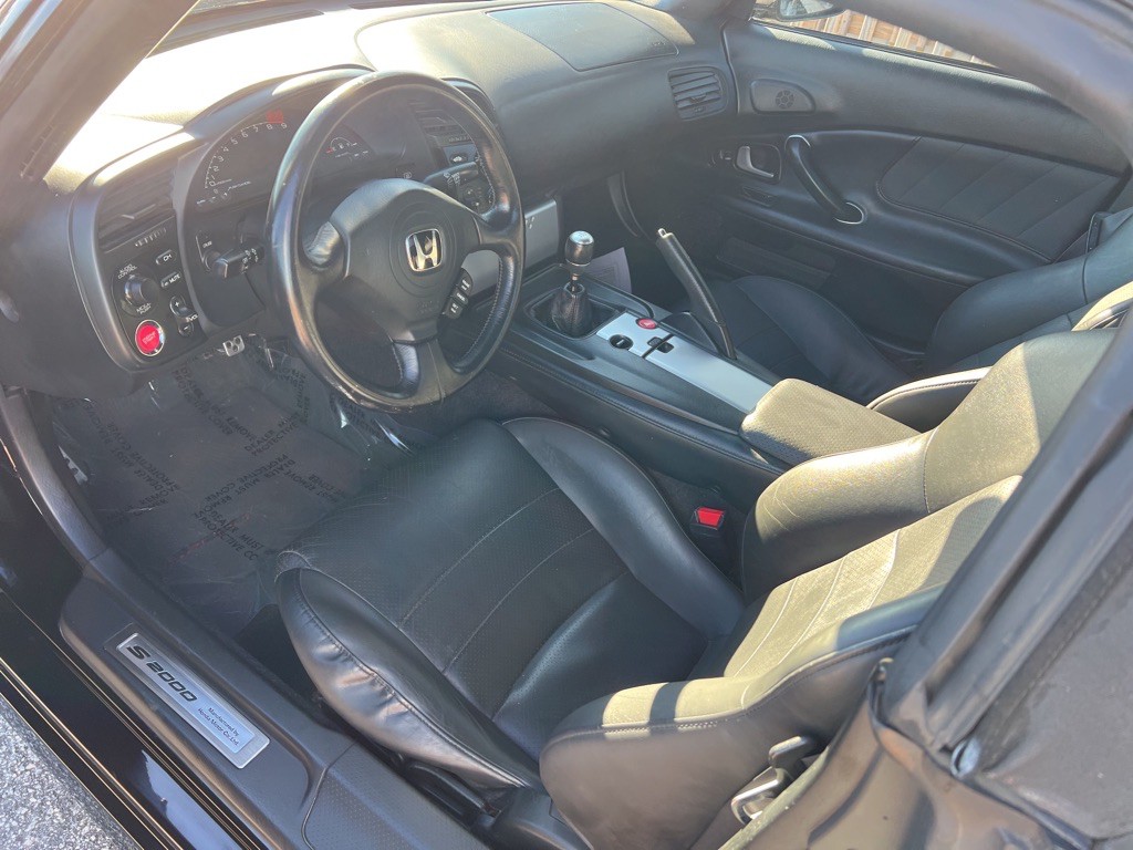 2005 Honda S2000 Image 9