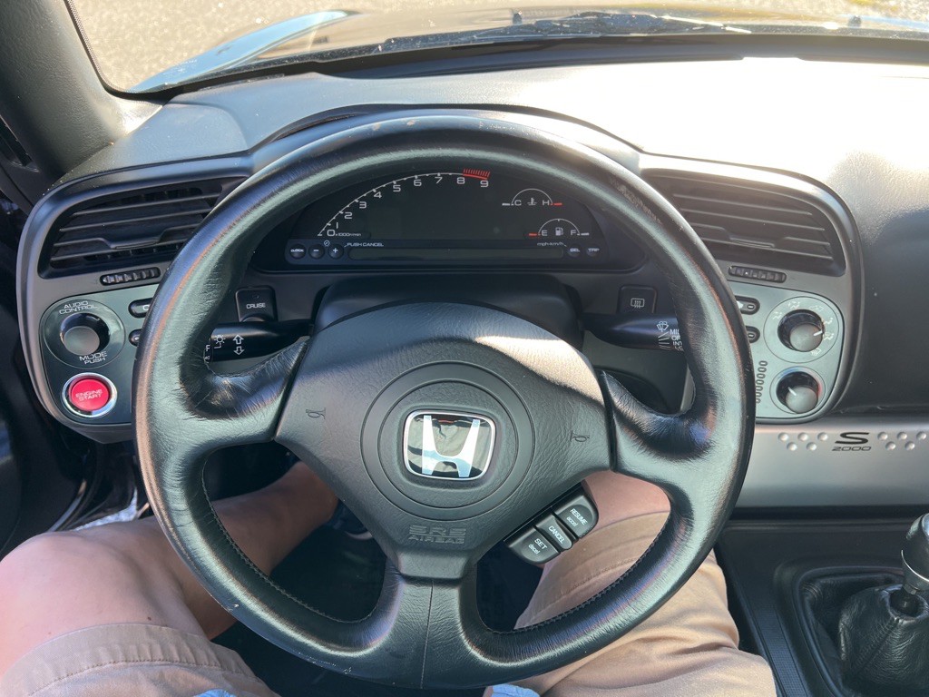 2005 Honda S2000 Image 12
