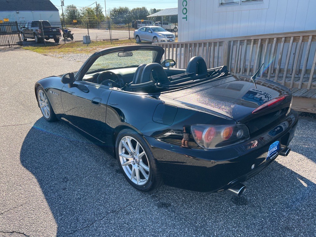 2005 Honda S2000 Image 14