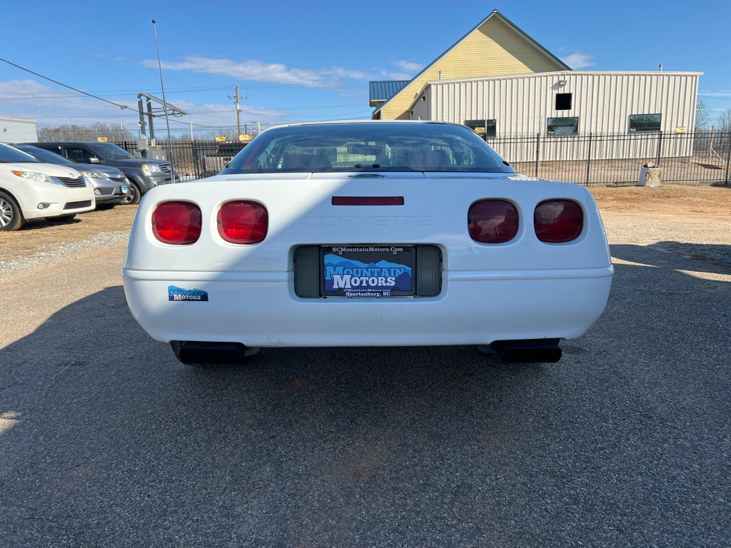 1992 Chevrolet Corvette Image 4