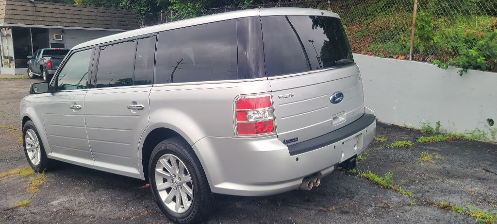 2011 Ford Flex Image 11