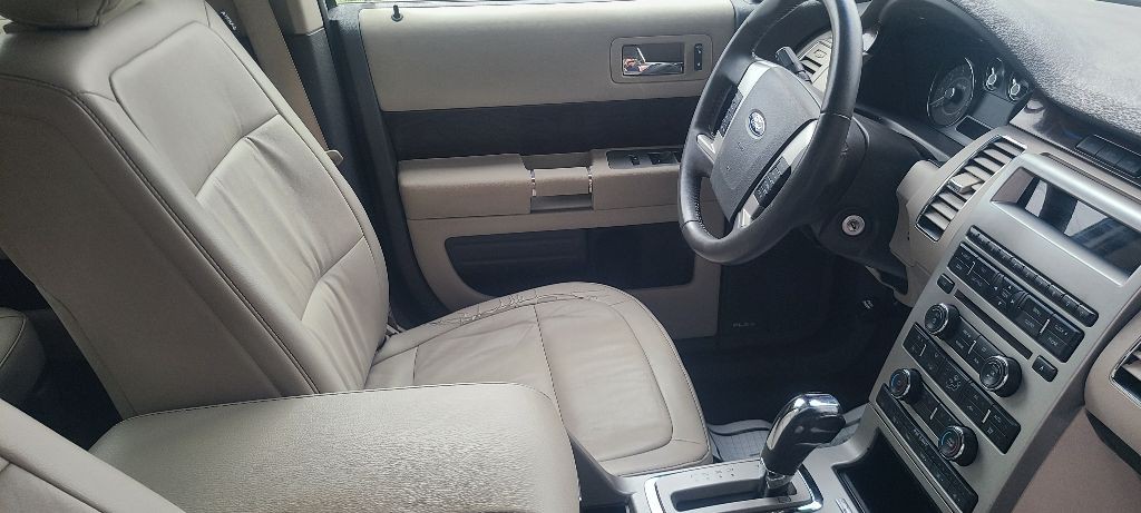 2011 Ford Flex Image 15