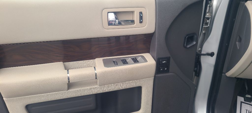 2011 Ford Flex Image 28