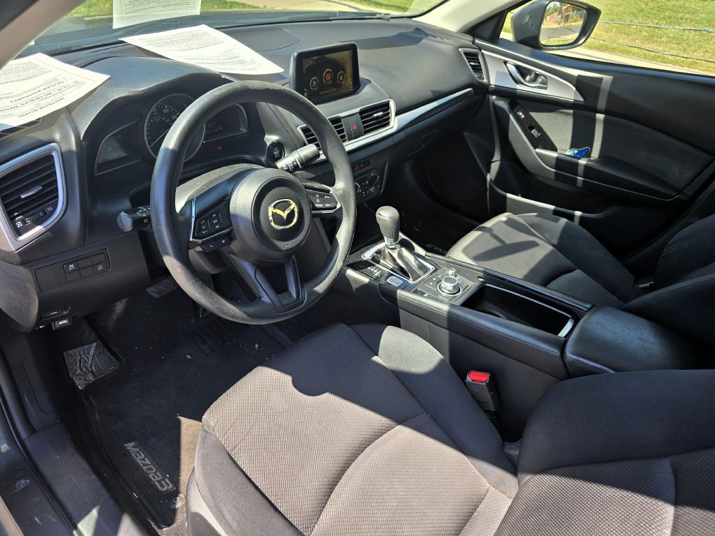 2017 Mazda Mazda3 Image 3