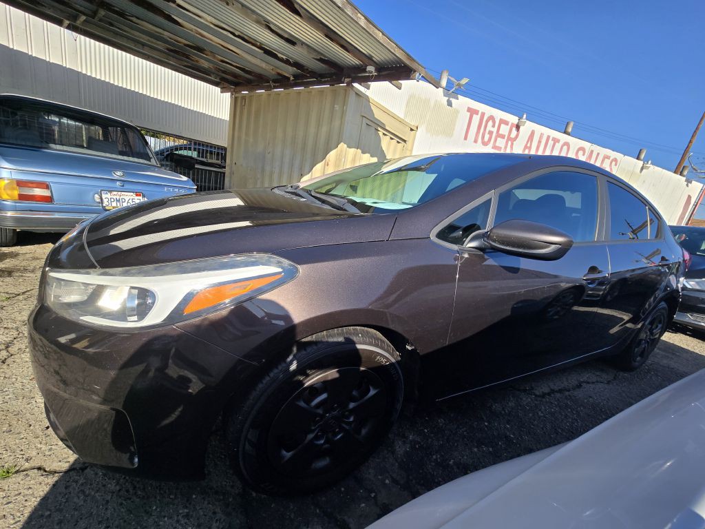 2018 Kia Forte Image 1