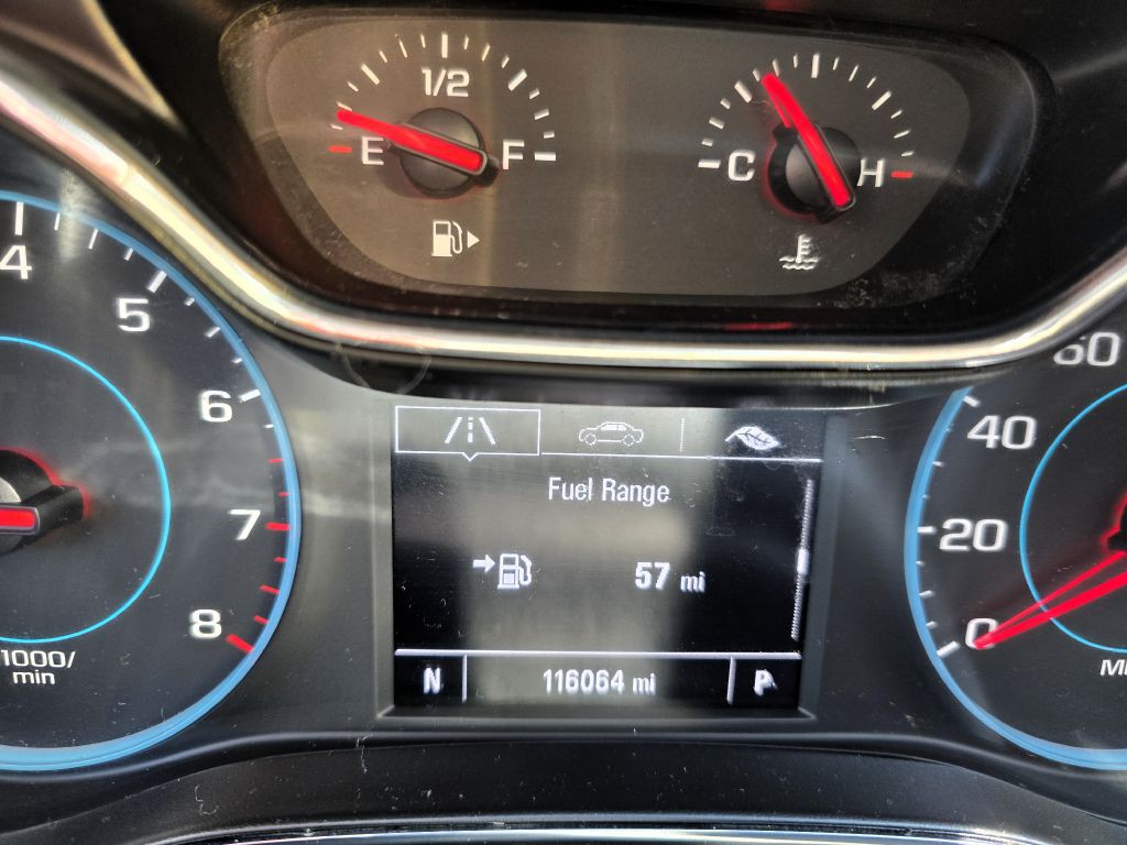 2018 Chevrolet Cruze Image 2