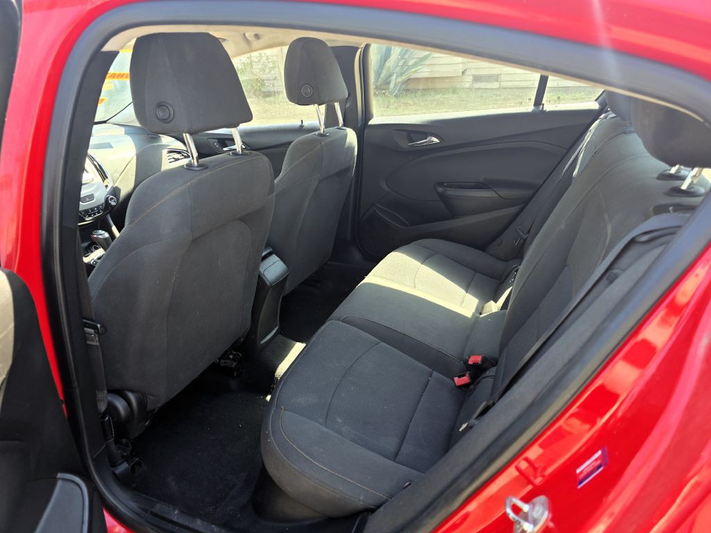 2018 Chevrolet Cruze Image 5