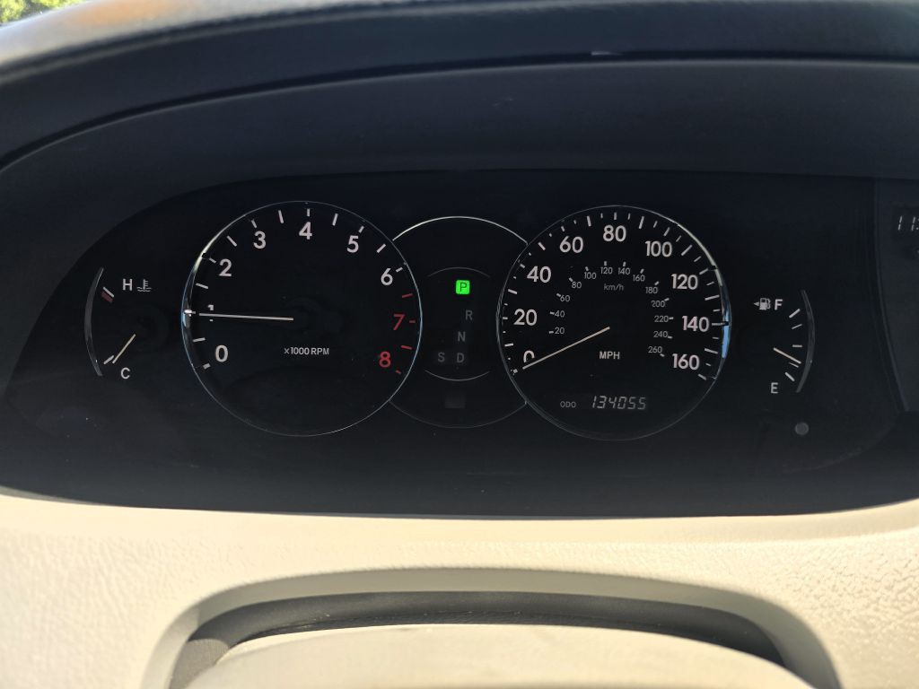 2009 Toyota Avalon Image 2
