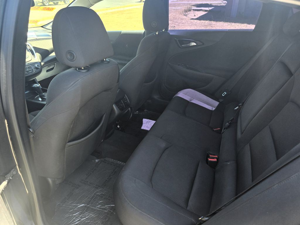 2018 Chevrolet Malibu Image 5