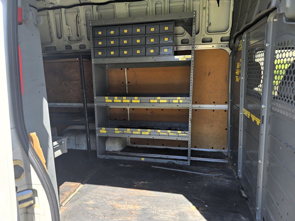 2015 Nissan NV Image 6