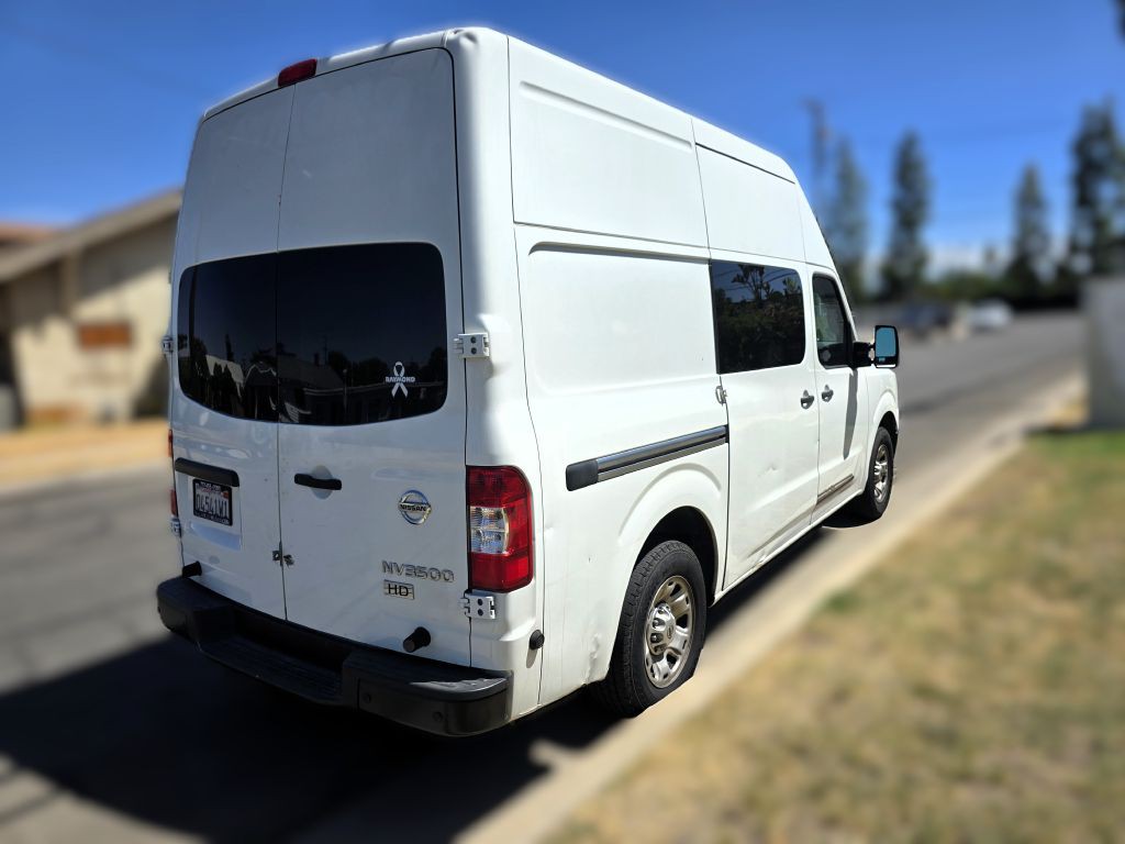 2015 Nissan NV Image 8