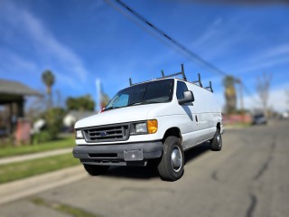 Image for 2004 Ford Econoline E250 ID: 7005148