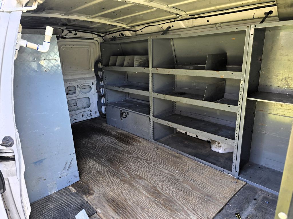 2004 Ford Econoline Image 6