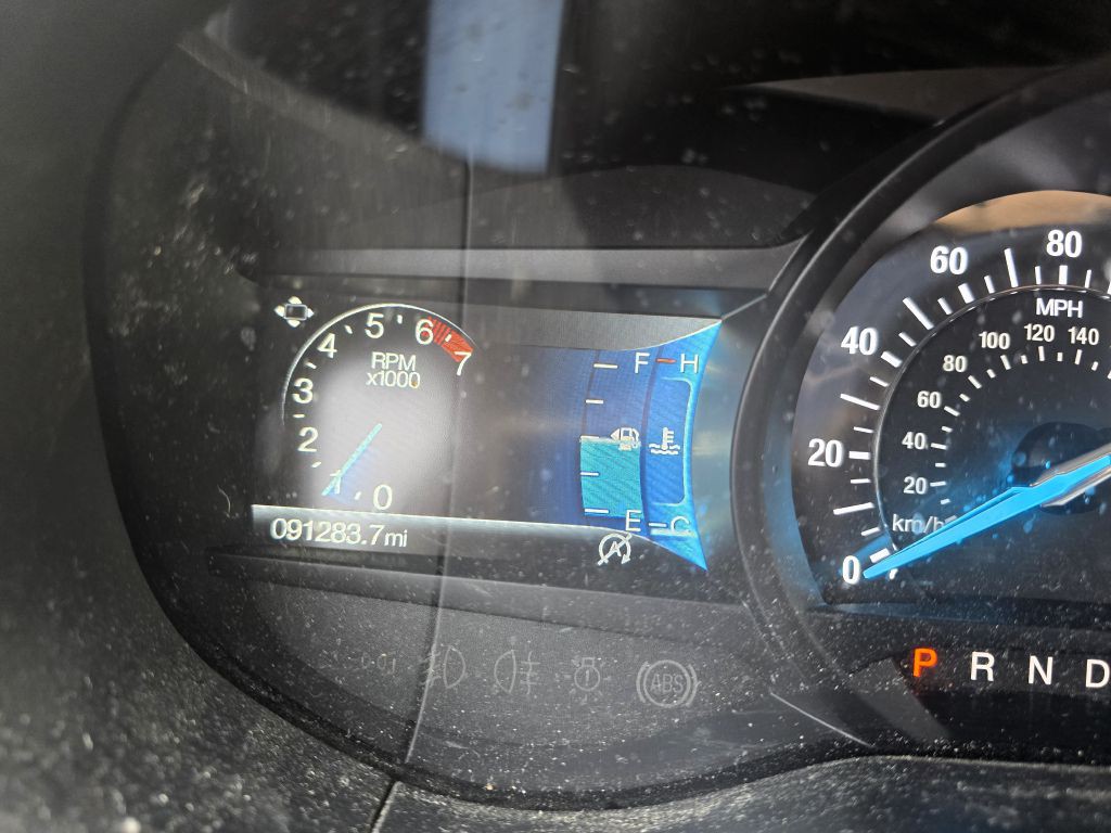 2022 Ford Edge Image 2