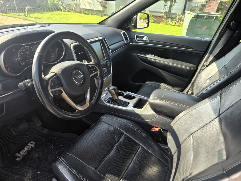 2017 Jeep Grand Cherokee Image 3