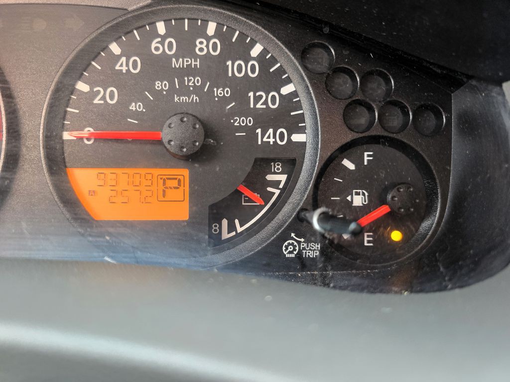 2019 Nissan Frontier Image 2