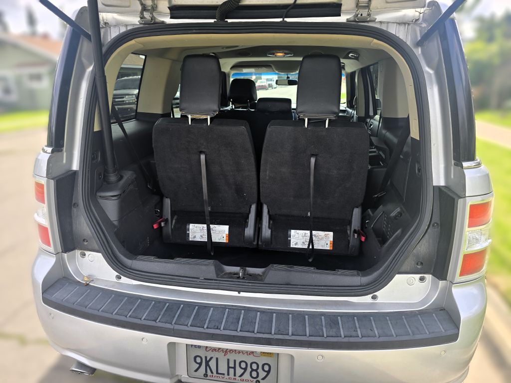 2017 Ford Flex Image 8
